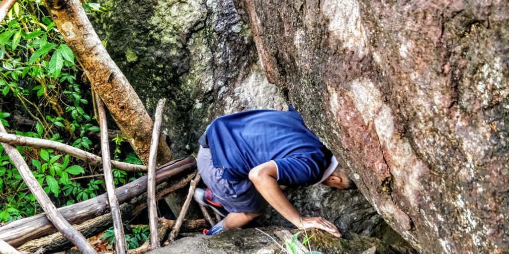 Mawryngkhang trek is a trek to the legendary King of Stones in Wahkhen village of Meghalaya. The Mawryngkhang trek involves walking on bamboo bridges over broomstick farms and deep gorges.Wahkhen village is located in the Pynursla Tehsil of East Khasi Hills district in Meghalaya, India. It is 42km away from Shillong.Shillong & Cherrapunji are popular tourist places of Meghalaya. #lighttravelaction #meghalaya #incredibleindia #offbeatindia #northeastindia #meghalayatravel #meghalayainhindi