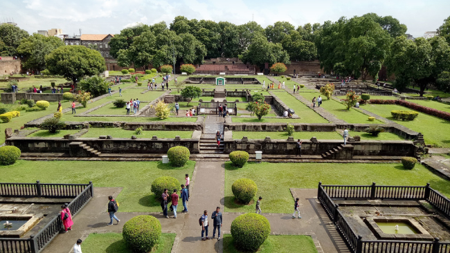 Shaniwar wada's sixteen-petals lotus-shaped fountain called the Hazaari Kaaranja (fountain of a thousand jets