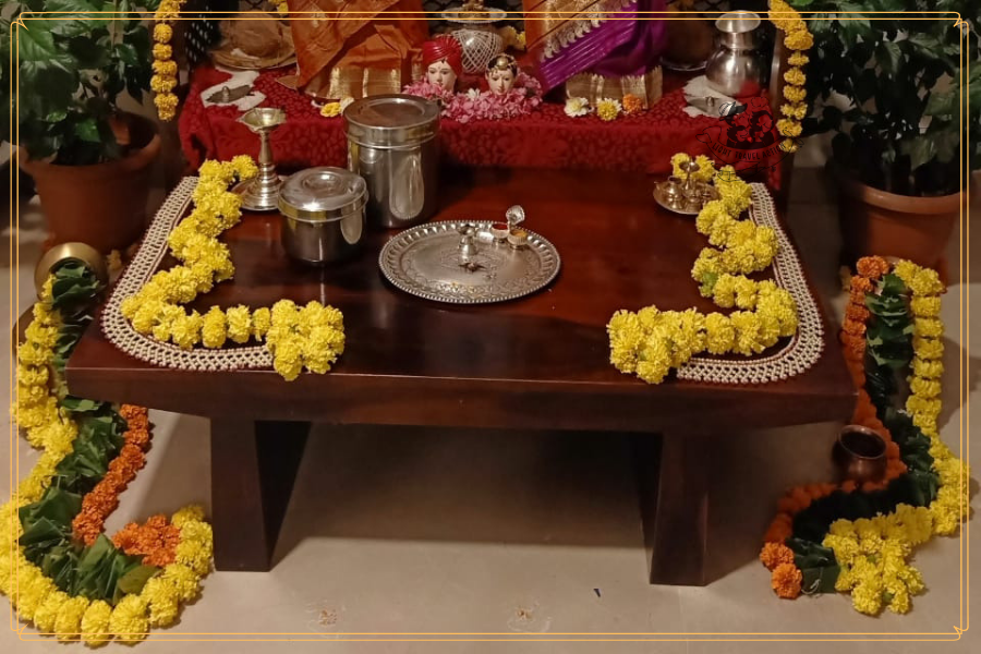 From Diwali decoration ideas for entrance to puja ghar, this blog post is full of Inspiring, beautiful and very doable Diwali decor ideas on a budget. Quick and easy traditional diwali decoration ideas for your home using flowers and diyas.This blog post includes flower rangolis which are easy to make even by kids #diwalidecorations #diwalidecorationsathome #diwalidecorationsideas #diwalidecorationsathomeentrance #diwalidecorationsathomediy #diwalidecorationsoutdoor #diwalidecorationshanging