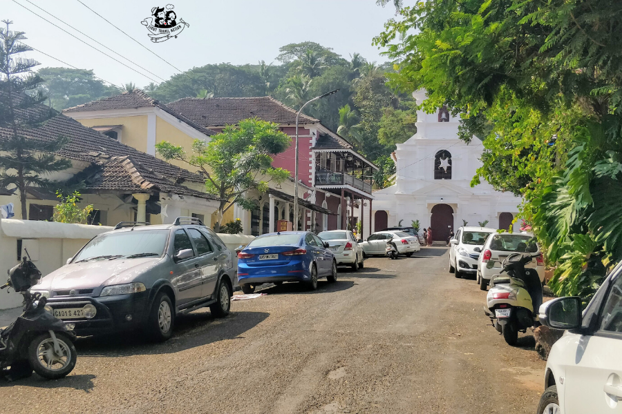The Portuguese heritage of Goa's Fontainhas Latin Quarter is a main attraction in capital city, Panjim. Fontainhas was declared a UNESCO Heritage Zone in 1984. You'll be transported back in time as you wander past colorful old Portuguese homes, belonging to the last surviving Portuguese families of Goa. Narrow winding streets and lanes, quaint shops, art galleries, bakeries, and restaurants give it undeniable character #lighttravelaction #offbeatindia #goaindia #goaphotographyideas #goatravel