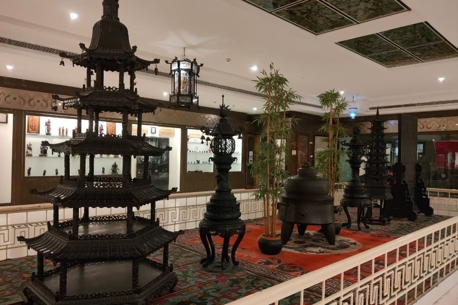 lighttravelaction-hyderabad-salarjungmuseum